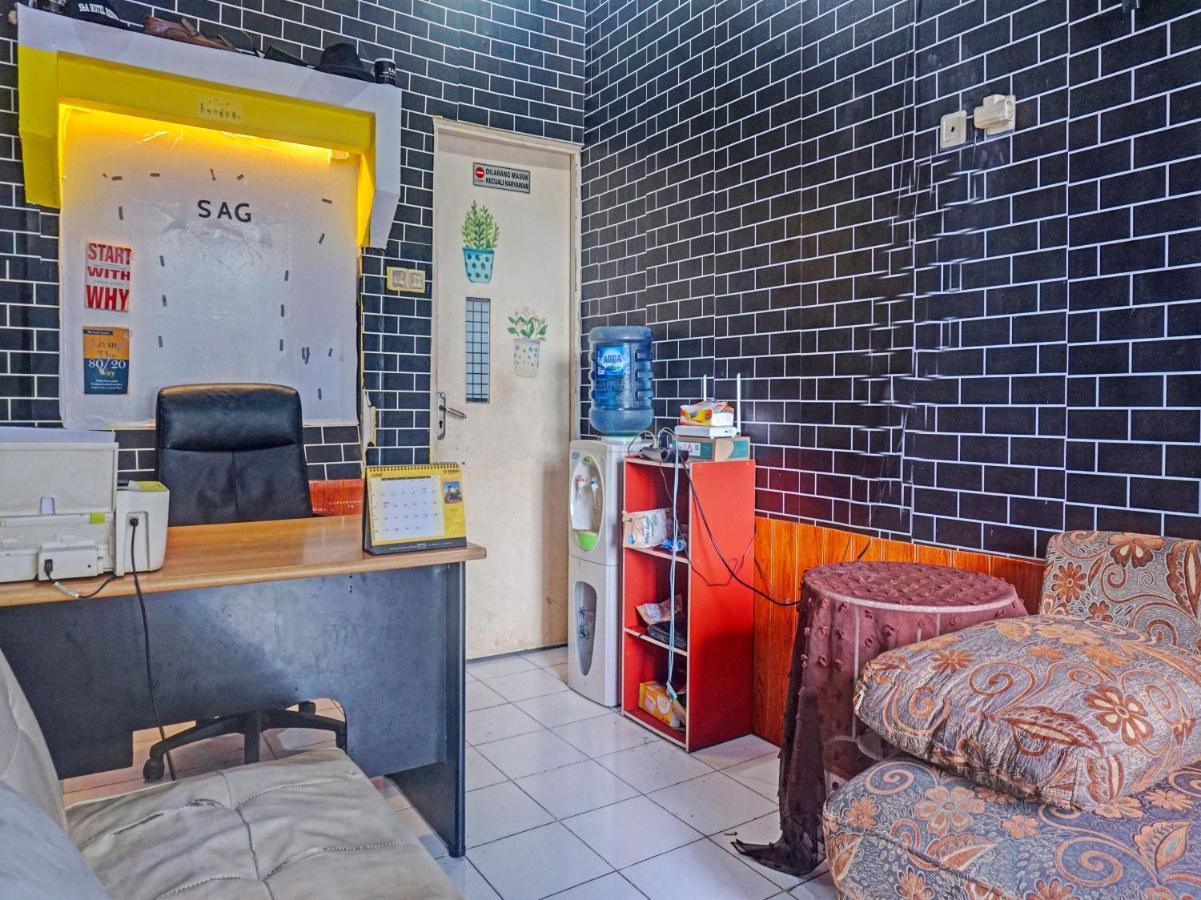Oyo 91420 S&A Collection Hotel Jakarta Luaran gambar